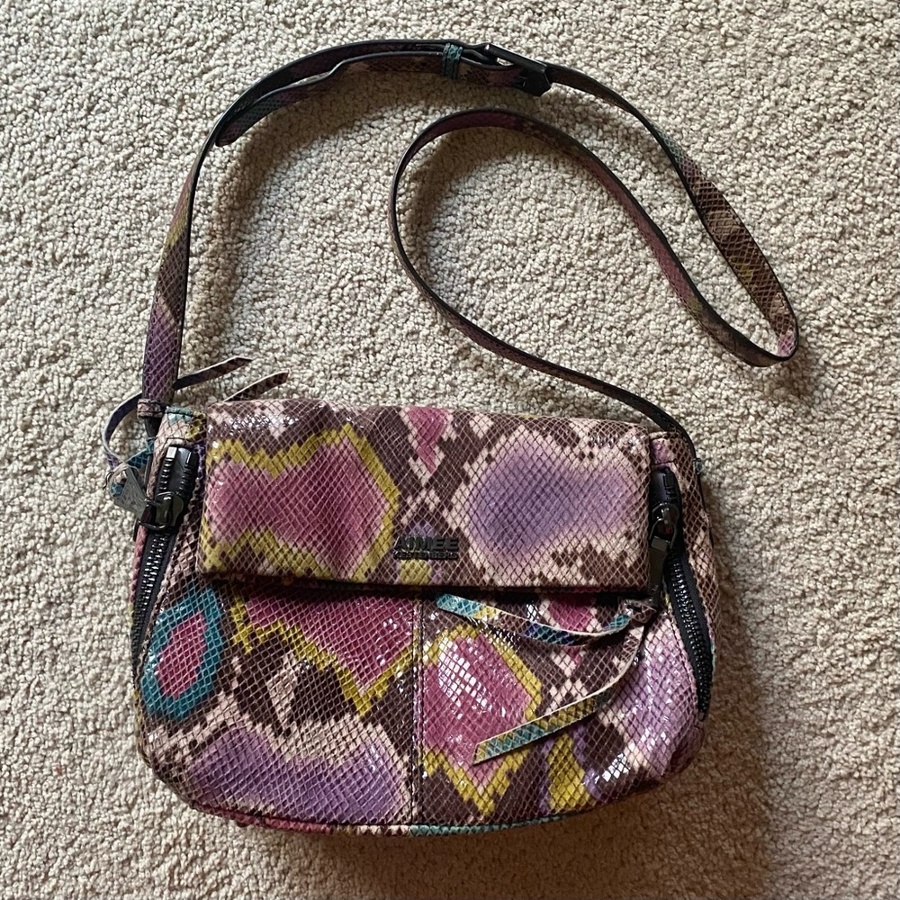 New. Never used beautiful crossbody by Aimee Kestenburg.